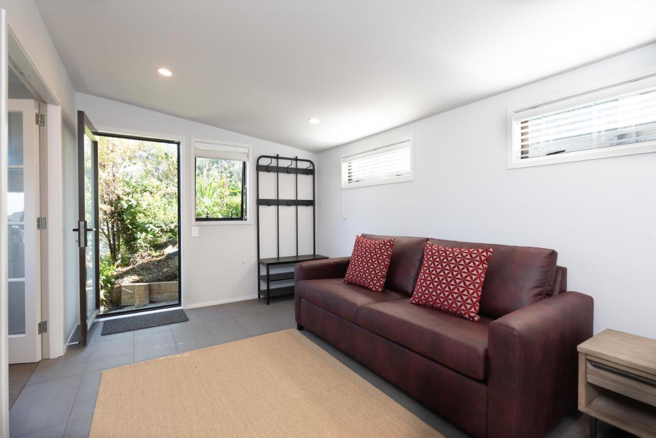 The Tide Watcher - Okiato Holiday Home Opua Exteriör bild